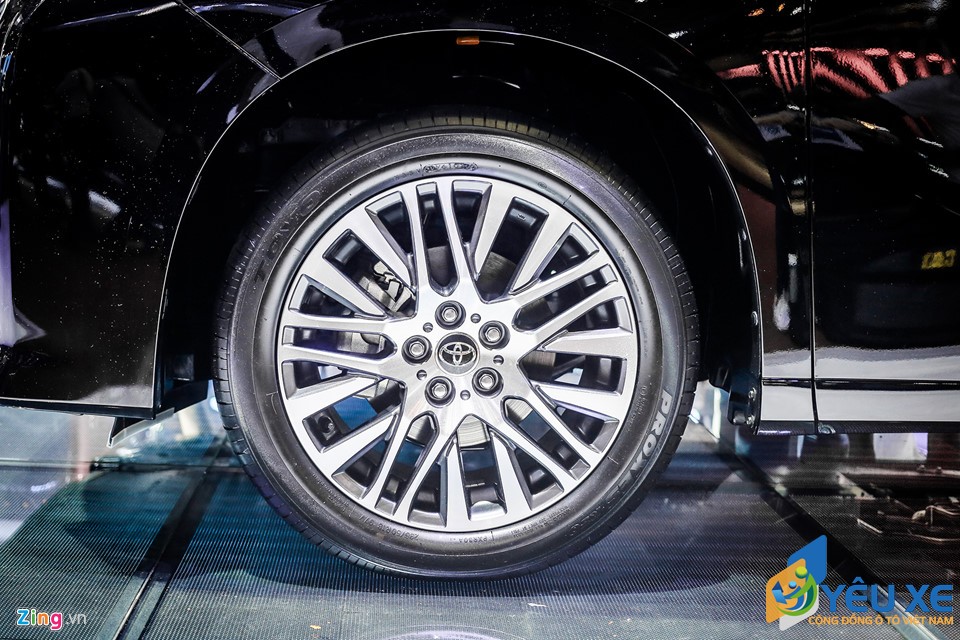 toyota alphard 07
