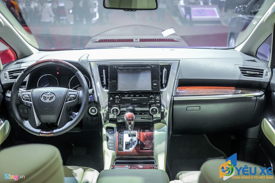 toyota alphard 08