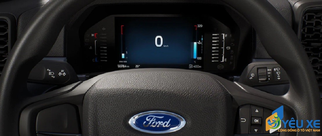 bang dieu khien trung tam ford ranger 2022 moi